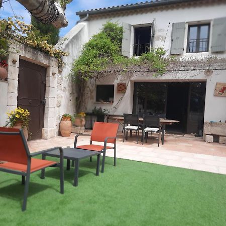Mas" La Maison De Mon Pere " Proche Avignon A Pujaut Екстериор снимка